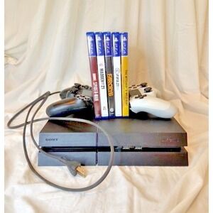 Sony PlayStation 4 (500 GB) Home Console - Black With 5 Games